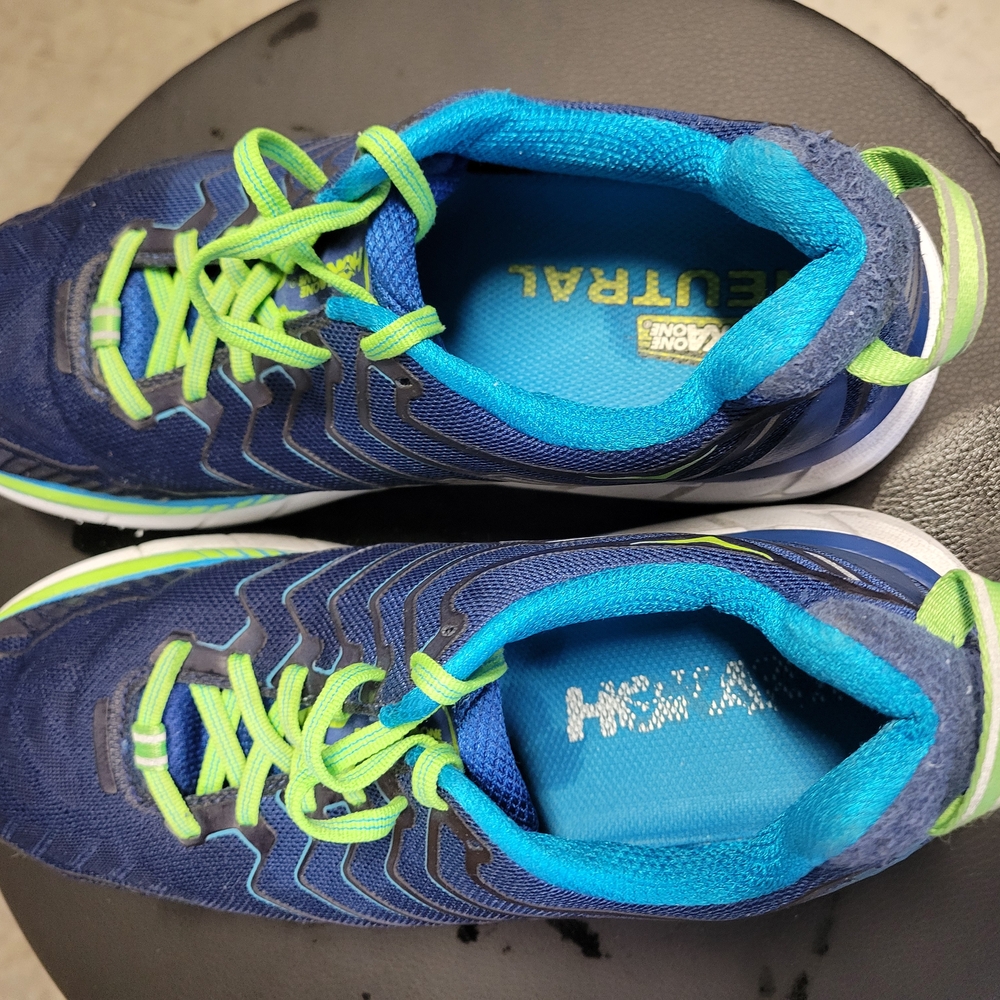 Hoka Blue and Green  Mens Size 8. Clifton 4. Great Condition.